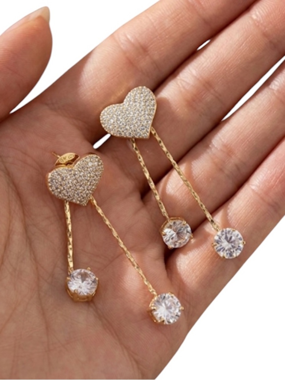Sparkling Crystal Heart Dangle Earrings Silver Pave Zircon Heart Drop Tassels
C3